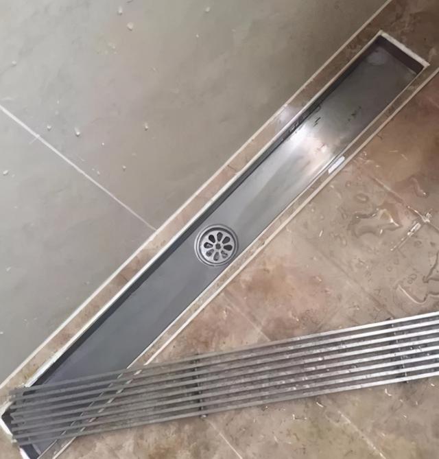 2021年深圳家庭卫生间装修之地漏